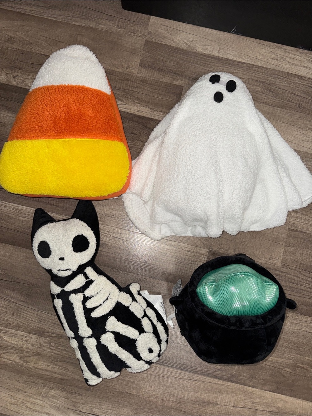 Halloween throw pillows - Bundle.